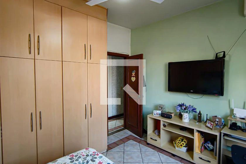 Casa de 420 m² com 4 quartos, 3 vagas e quintal — photo 23