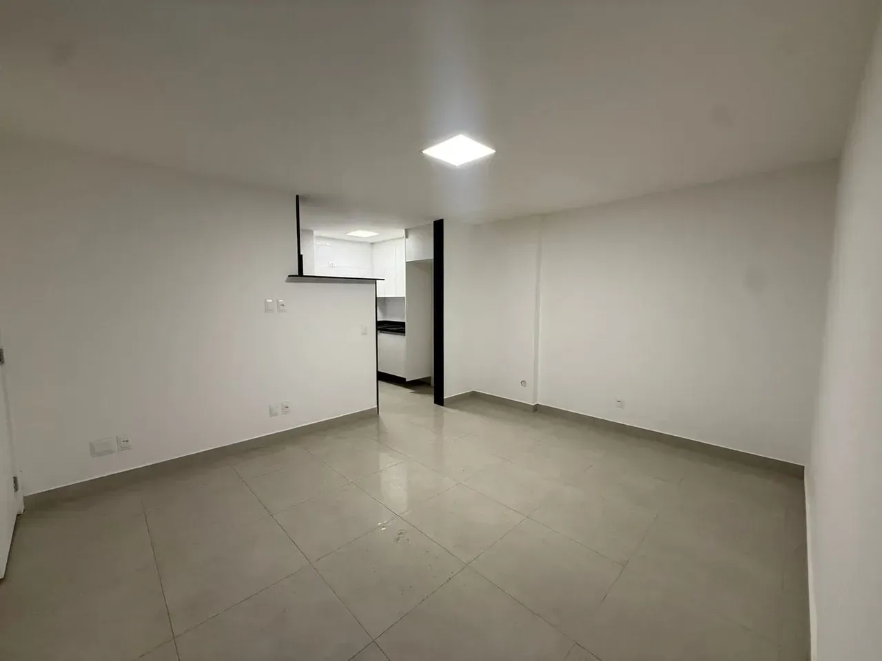 2-bedroom apartment with open-plan gas kitchen — photo 13