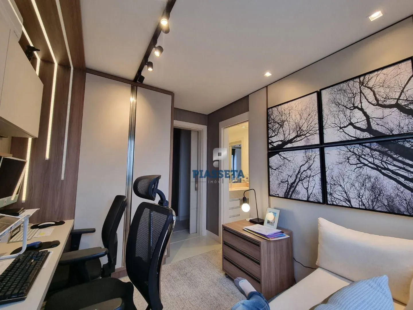 Apartamento amueblado de 102 m² con 3 dormitorios — photo 21