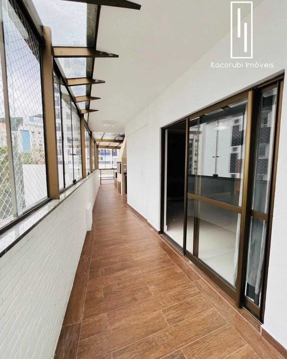 Furnished apartment with enclosed balcony and grill — photo 24