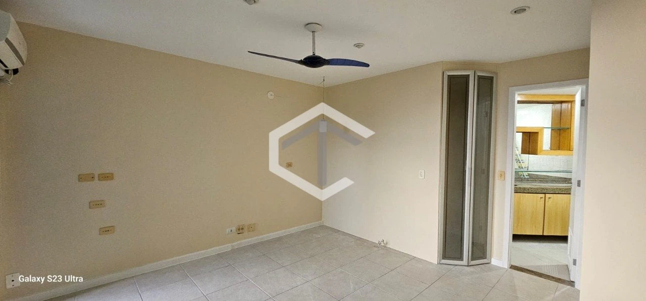 Apartamento com 3 suítes e 2 vagas em 193 m² — photo 21