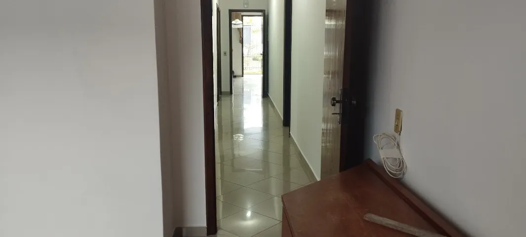 Furnished commercial house with 3 bedrooms and 3 bathrooms — photo 11
