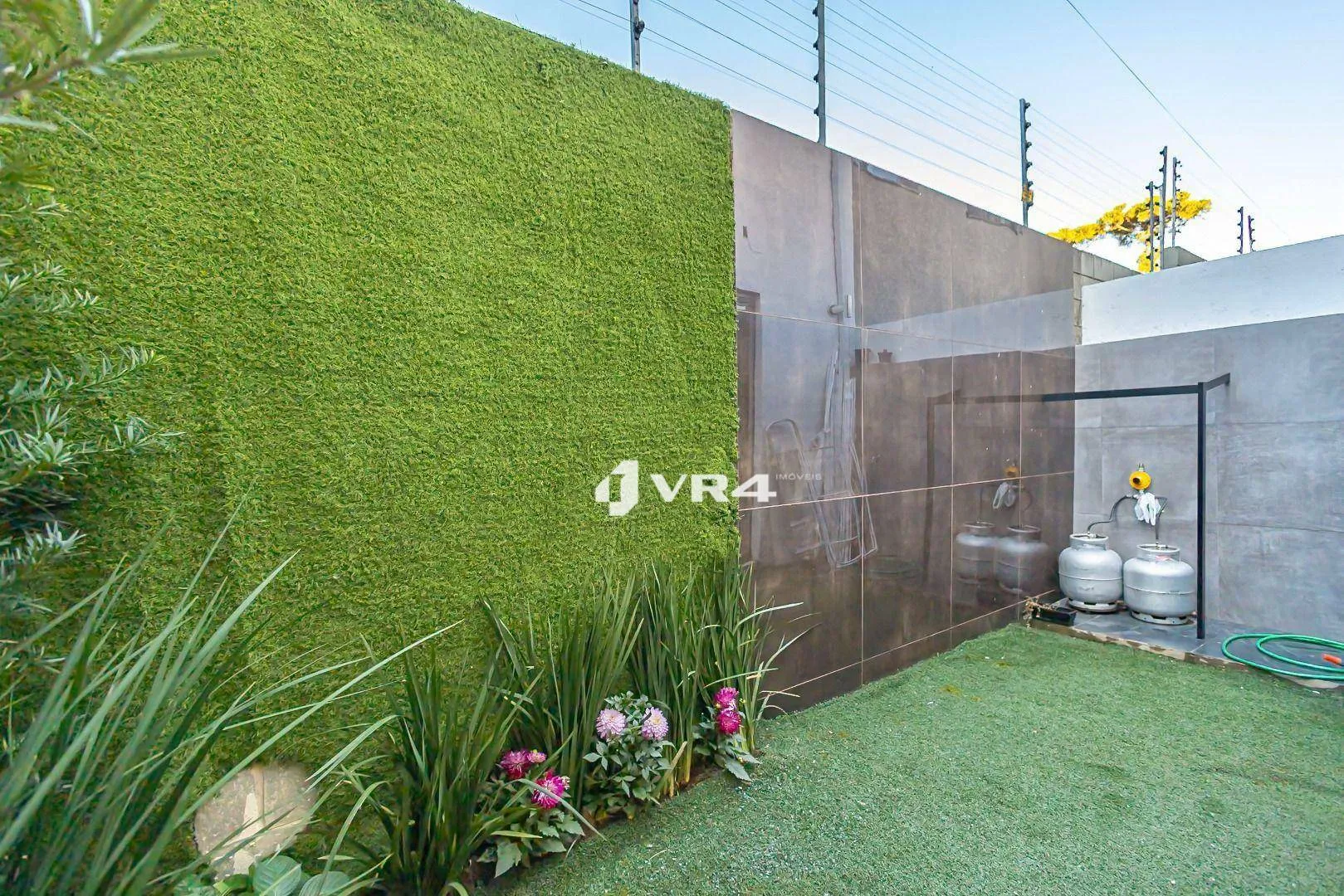 Furnished house with 3 bedrooms and an open kitchen — photo 13