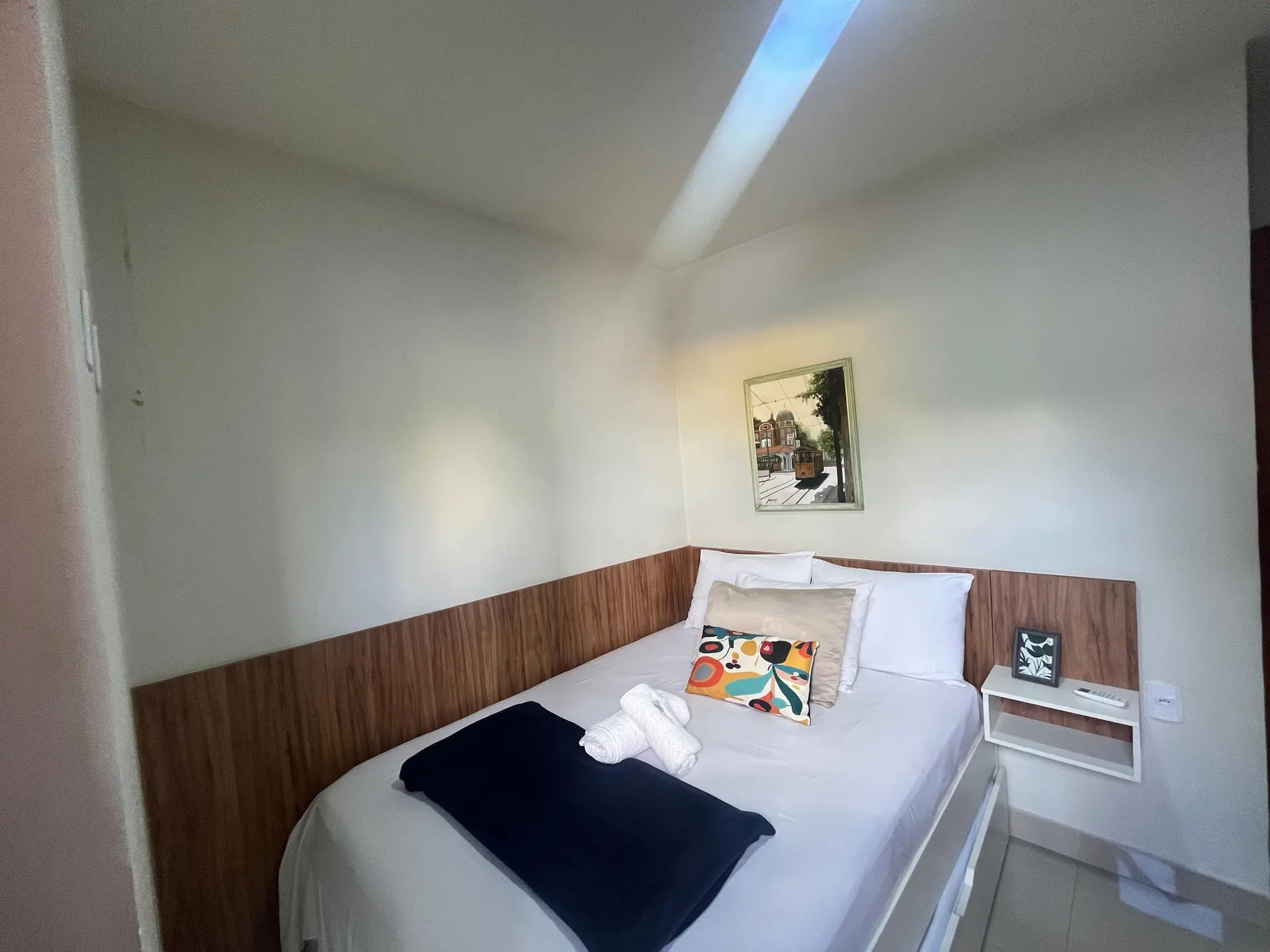 Furnished 2-bedroom apartment with 1 bathroom, no parking — photo 4
