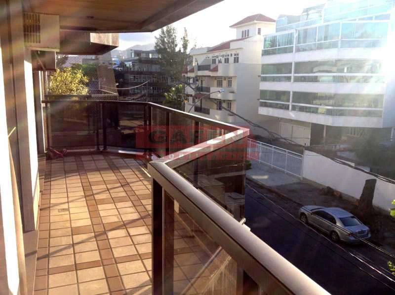 Furnished 80 m² apartment with 2 bedrooms and balcony — photo 14