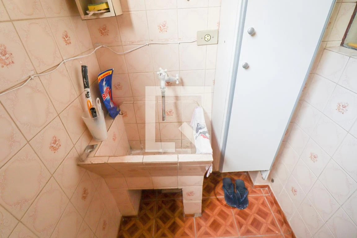 2-bedroom apartment with a washing machine in Curitiba — photo 20