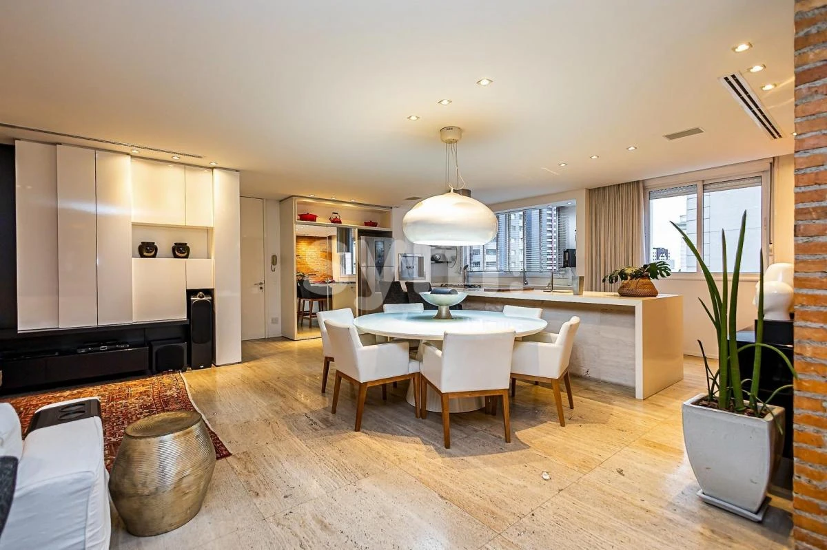 392 m² furnished apartment with 3 bedrooms and 5 baths — photo 13