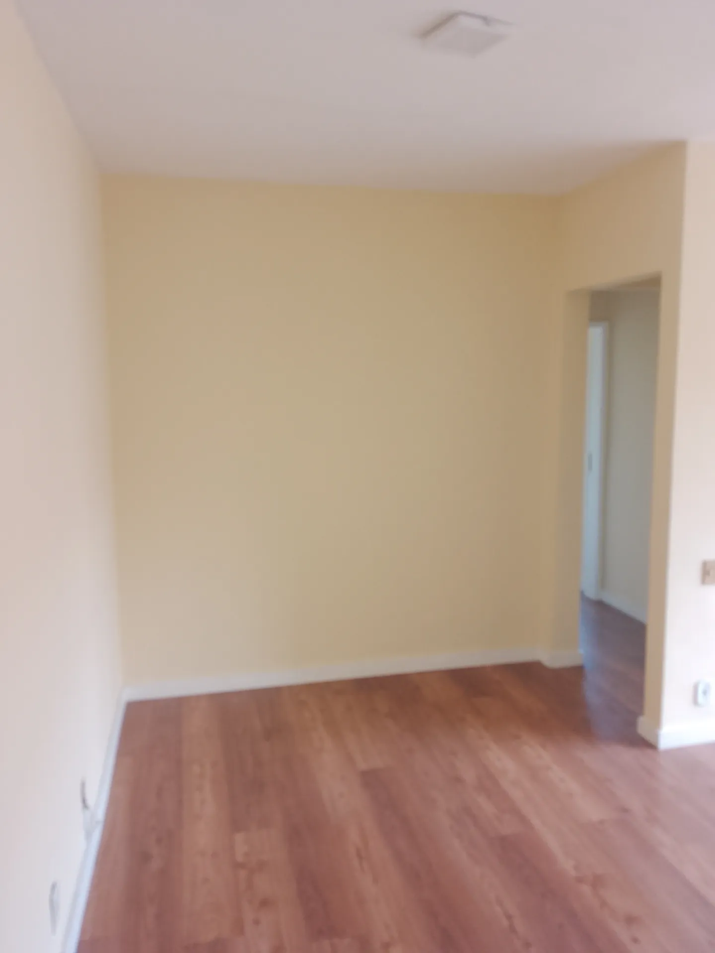 Apartment, 71 m², with wood or laminate floors — photo 10