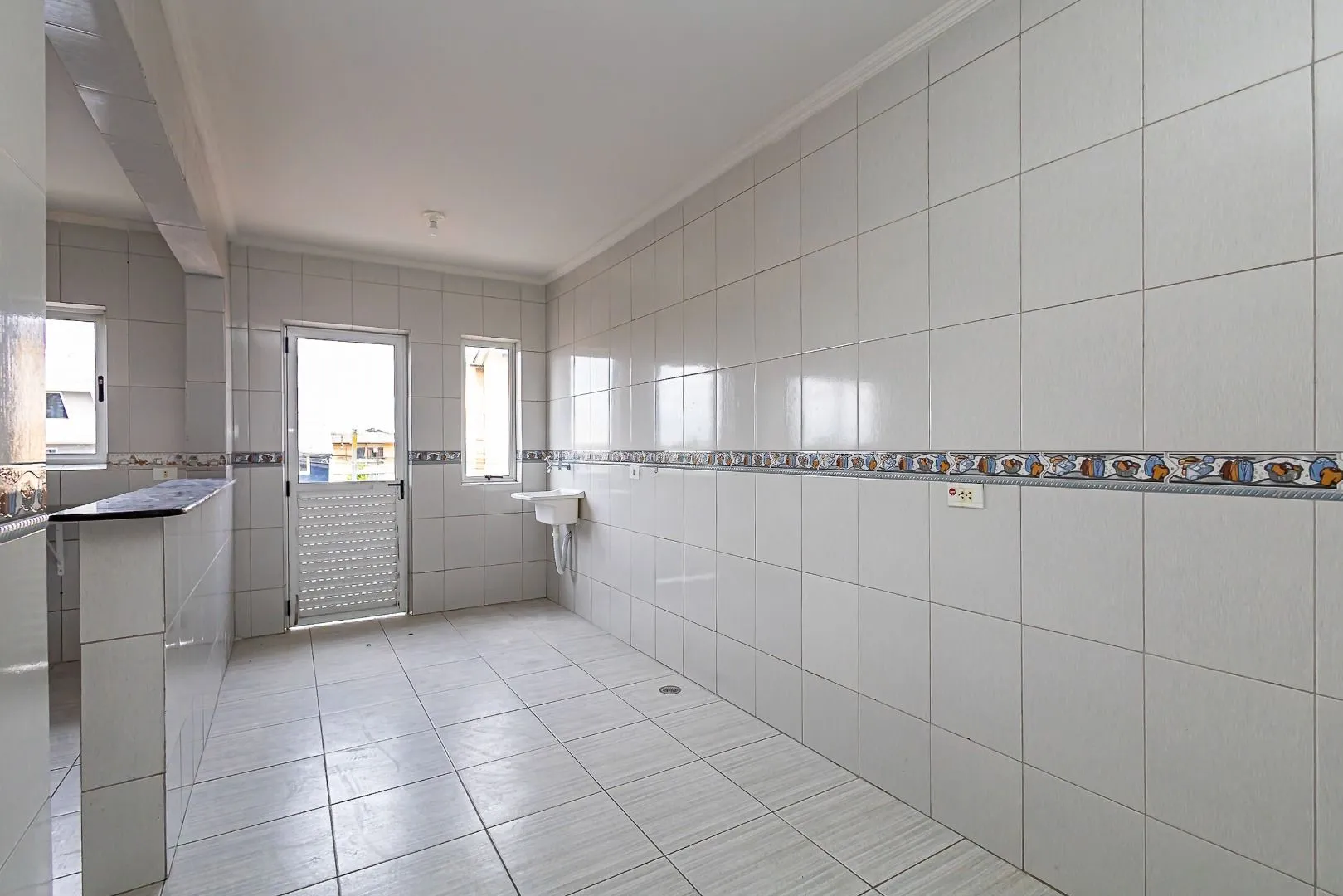 Casa com 2 dormitórios e 300 m² — photo 17