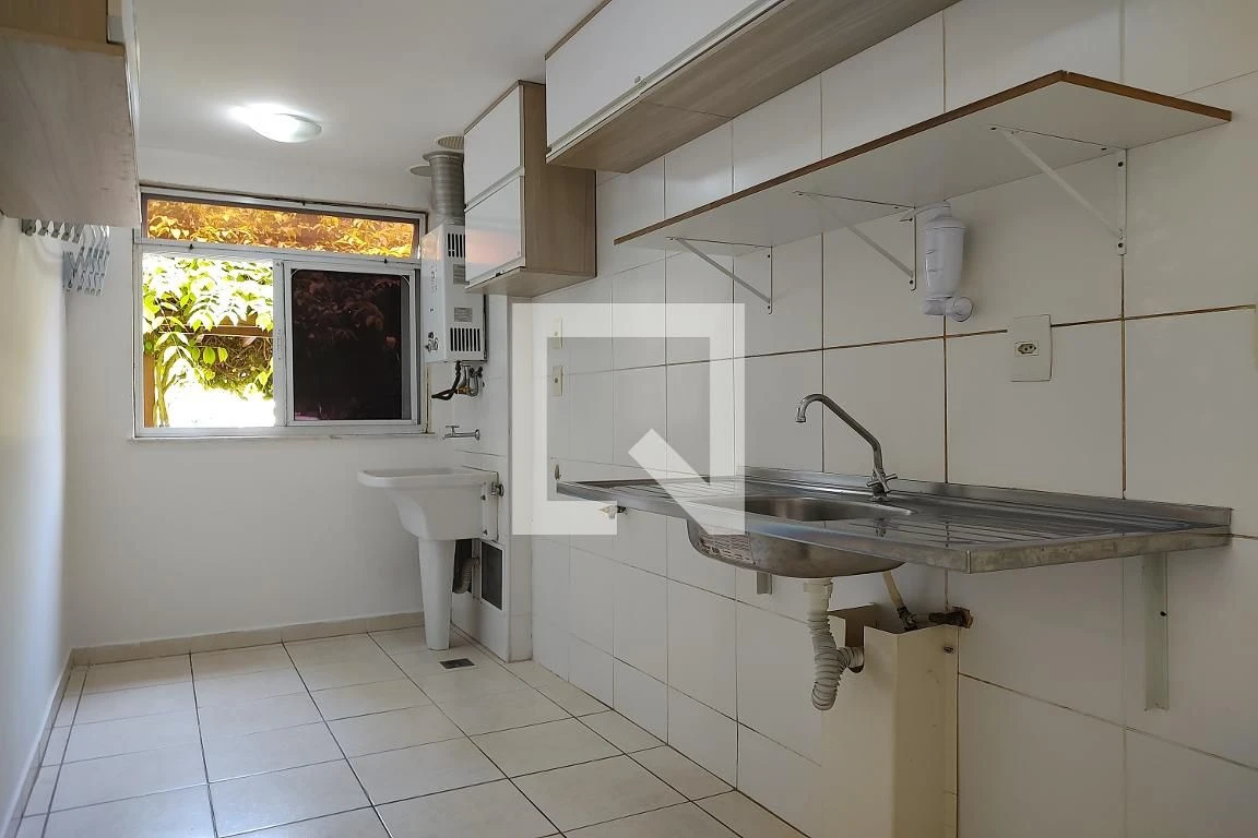 Unfurnished apartment with 3 bedrooms and open kitchen — photo 6