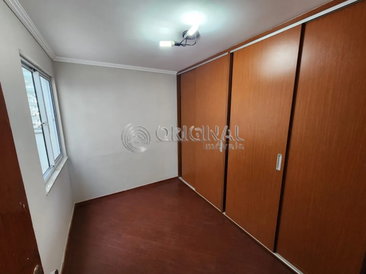 House with 3 bedrooms, 2 suites and private BBQ — photo 11