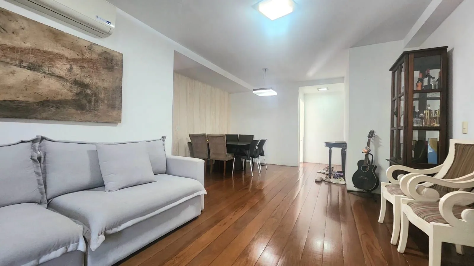 Apartment on the 1st floor with floor-to-ceiling windows — photo 12