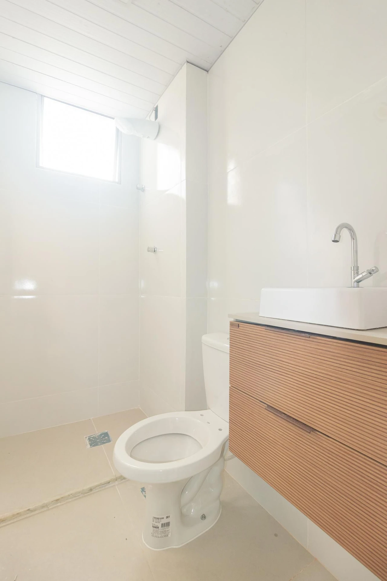 Unfurnished apartment with 2 bedrooms and open-air pool — photo 15