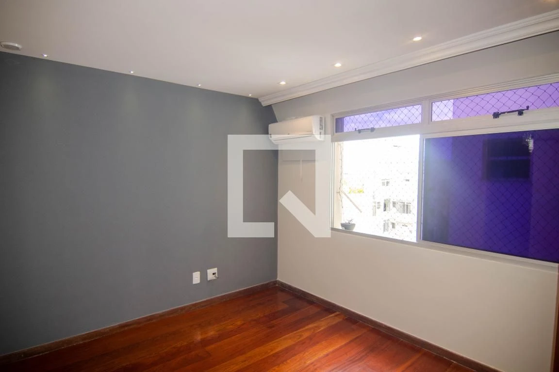 Apartamento sem mobília com 4 quartos e 4 banheiros — photo 4