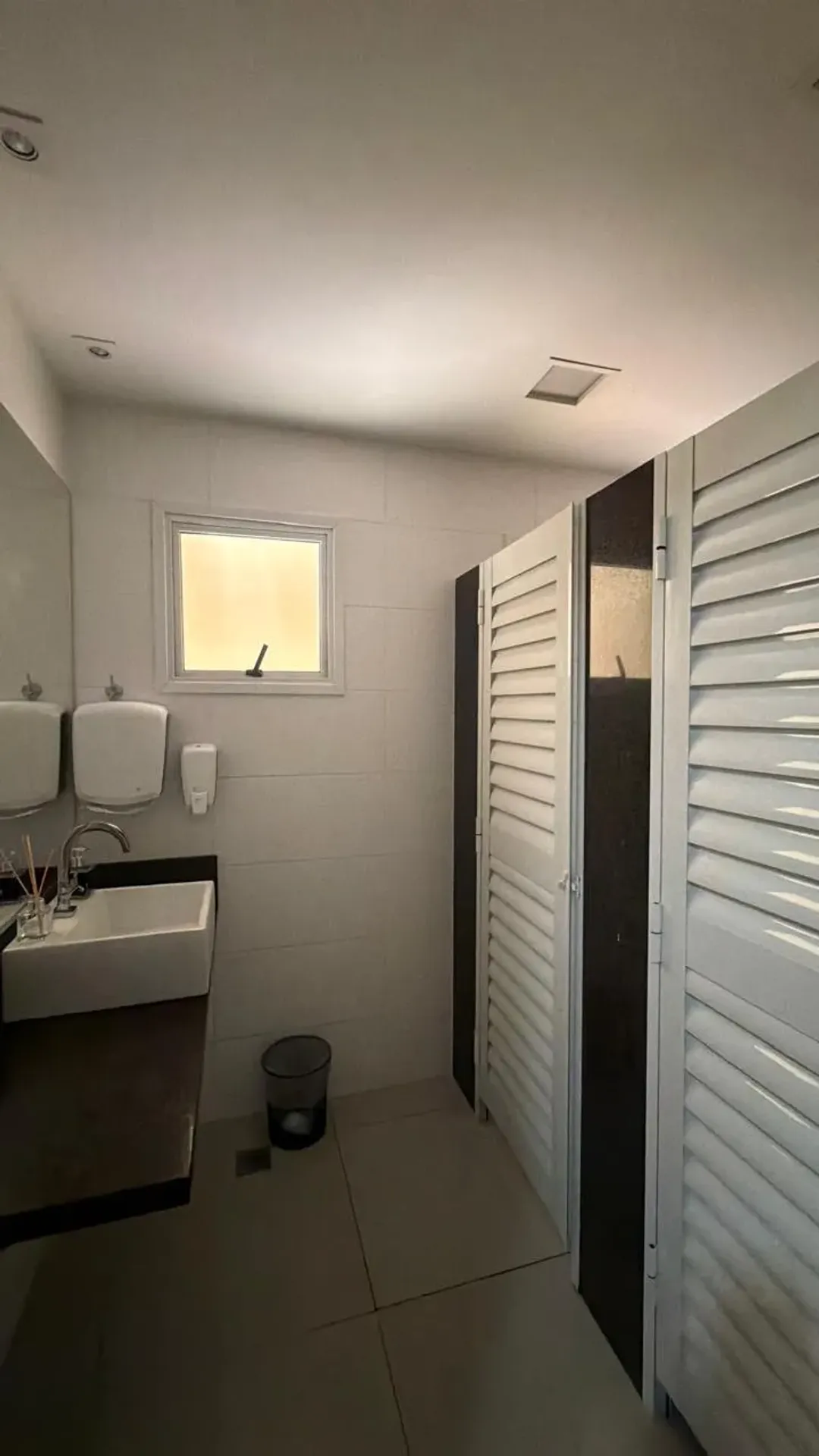 Walk-in closet in a 3-bedroom apartment, 76 m² — photo 22