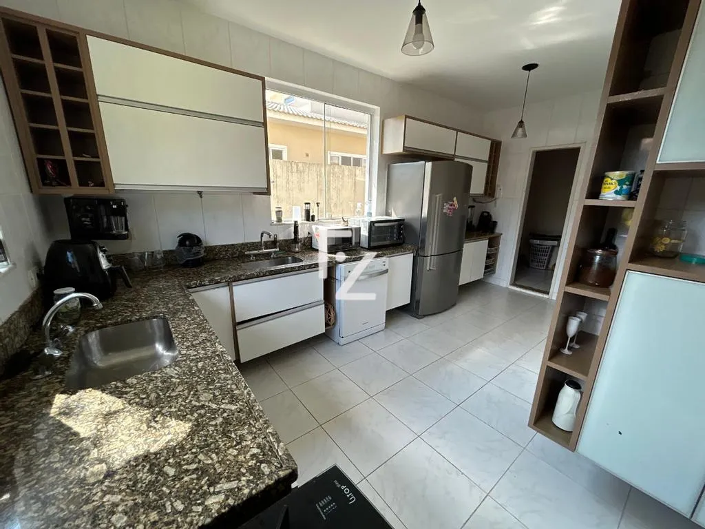 Furnished house with 6 bedrooms and 5 en-suites — photo 11