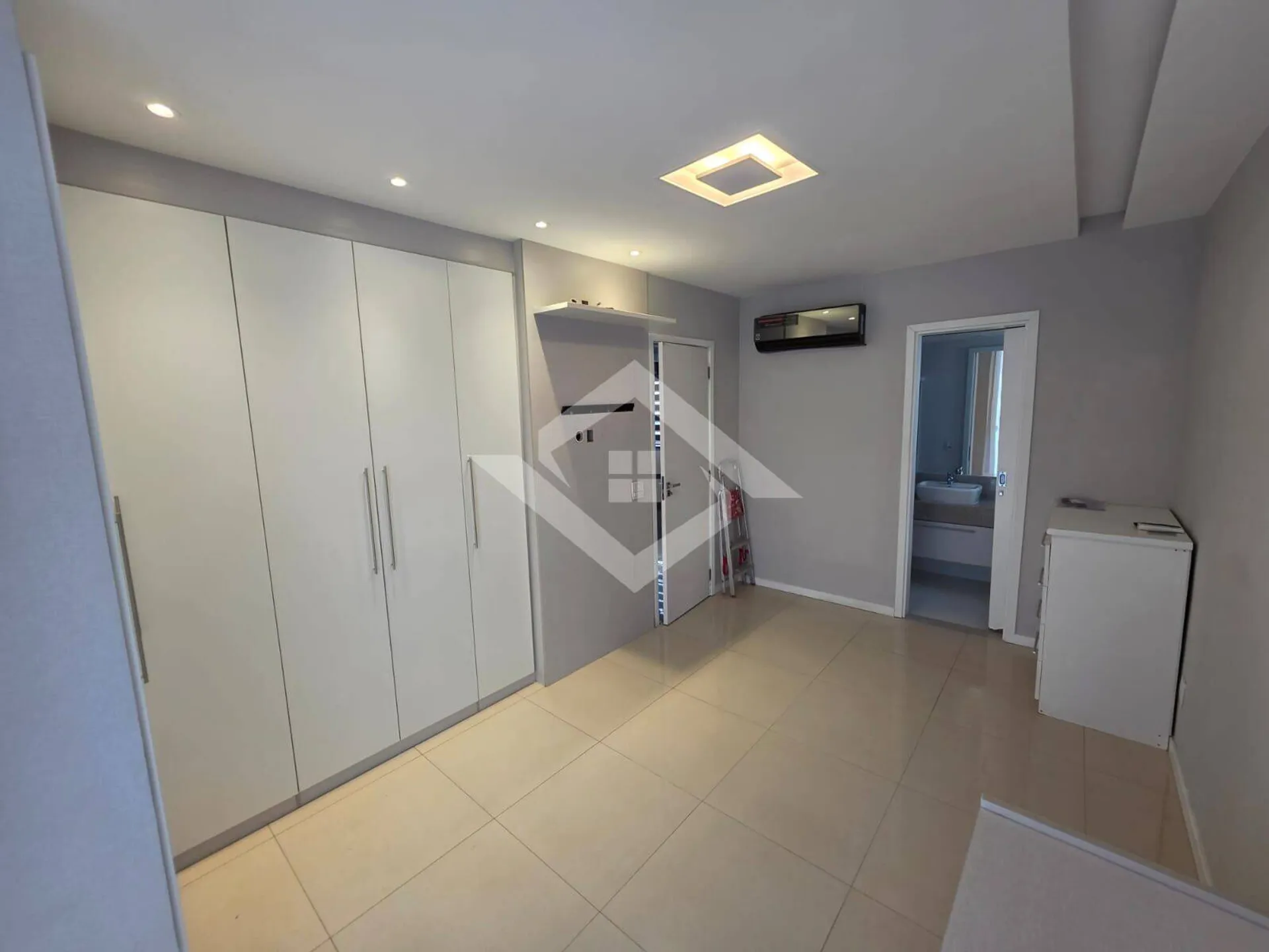 Duplex house 140 m² with 3 en-suite bedrooms — photo 18