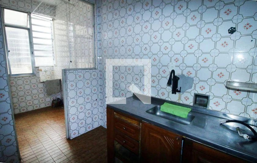 Квартира з 2 спальнями та дерев'яною підлогою або ламінатом — photo 6