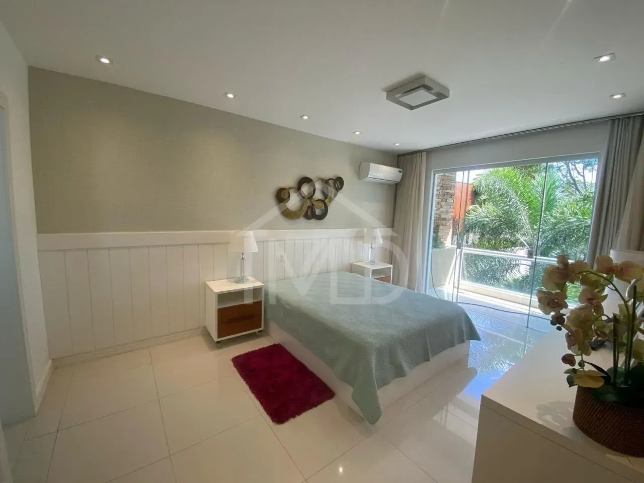 Furnished house with 5 en-suite bedrooms and pool — photo 24