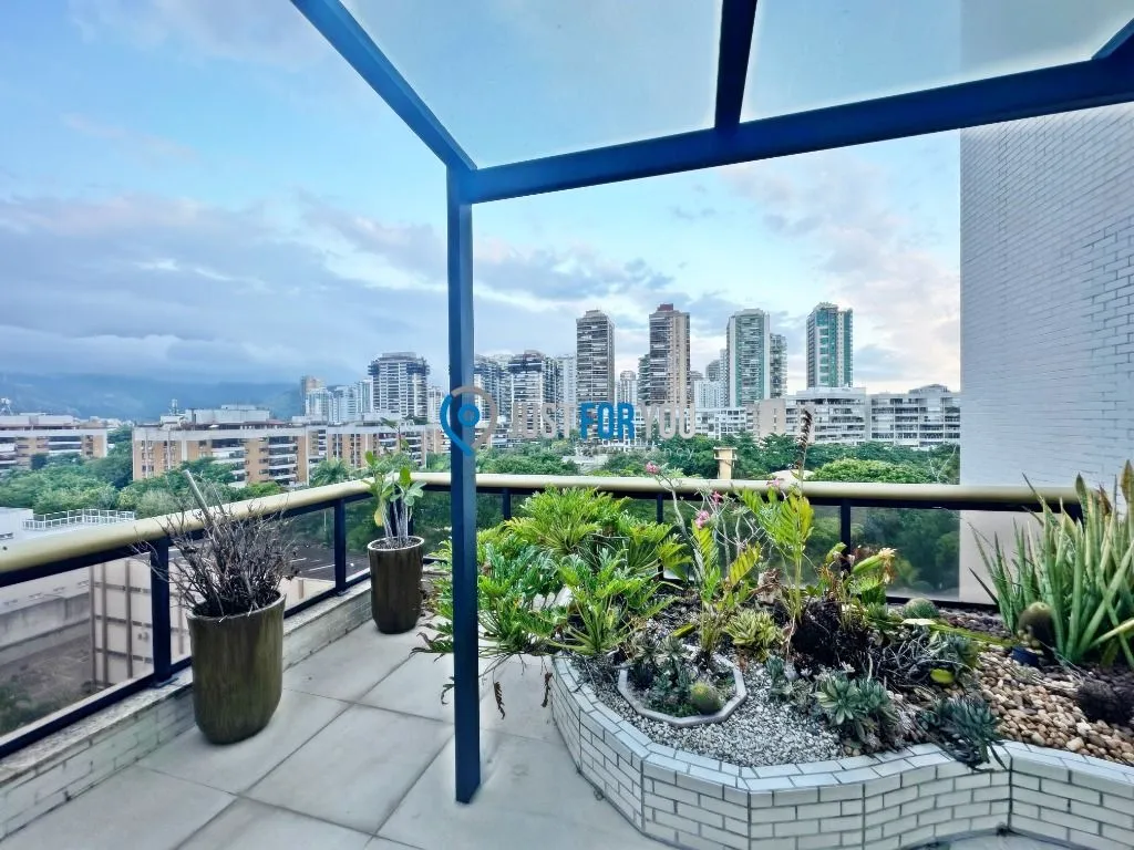 3-bedroom apartment with 5 bathrooms and 370 m² — photo 49