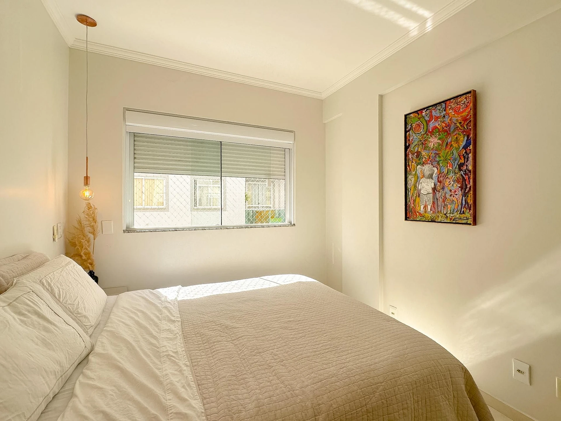 Furnished apartment, 92 m², with a grill on the balcony — photo 25
