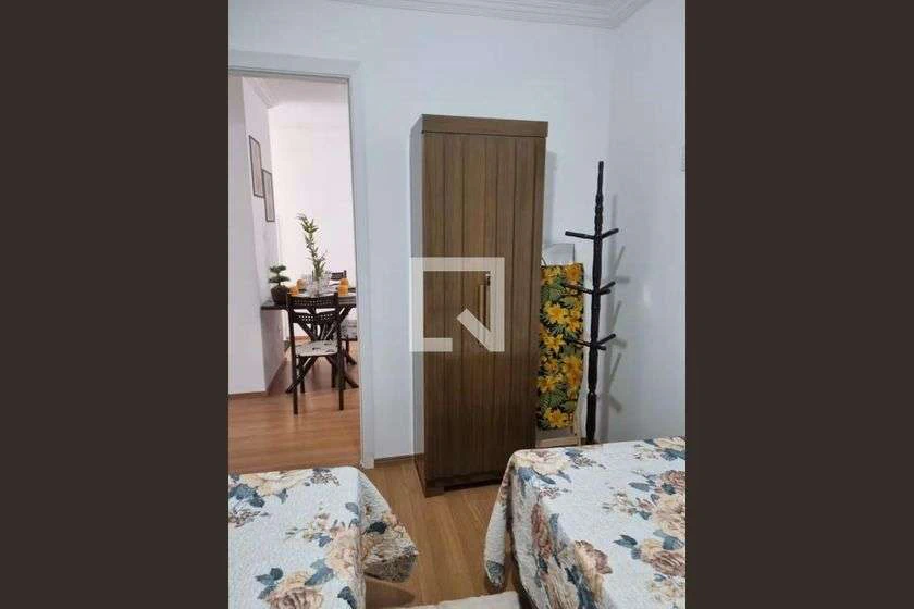 Apartamento mobiliado de 48 m² com 2 quartos e fogão a gás — photo 3