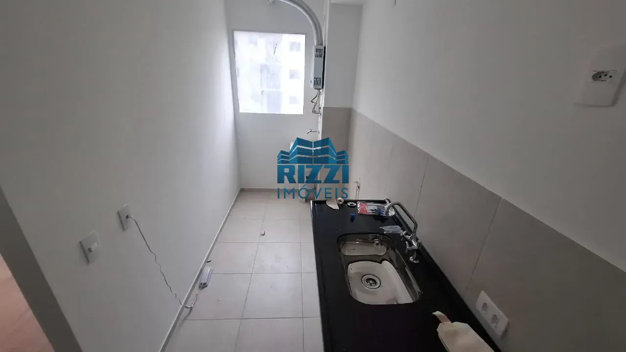 Apartamento com 2 quartos, 2 banheiros e cozinha fechada — photo 23