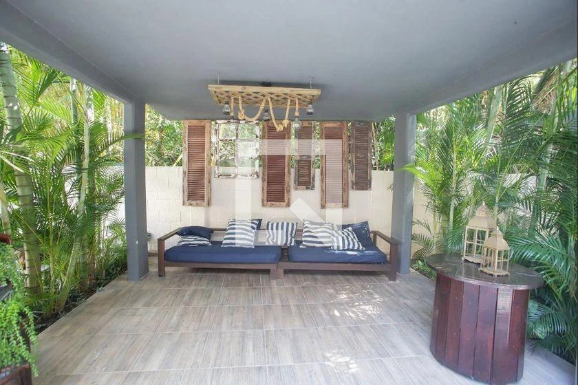 Furnished apartment, 39 m², with a mountain view — photo 15