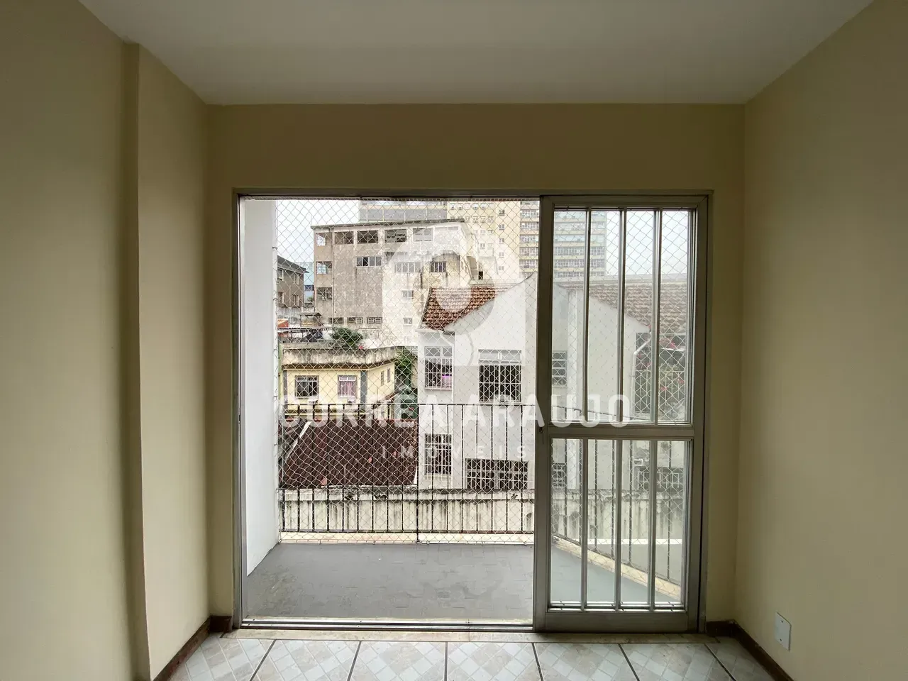 Apartment with 2 bedrooms, balcony and 1 parking space — photo 12