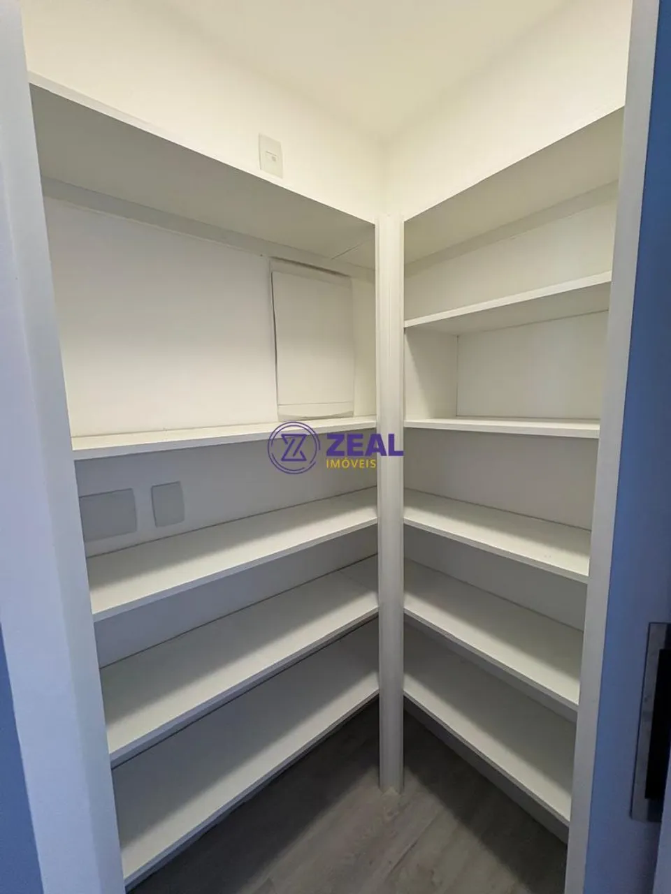 2-bedroom apartment with 3 bathrooms and 105 m² — photo 15