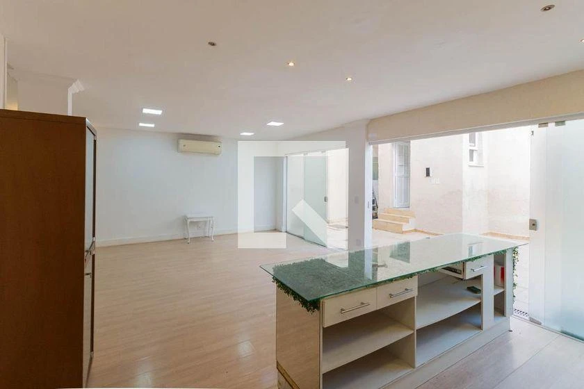 4-bedroom house for rent with private garden and balcony — photo 34