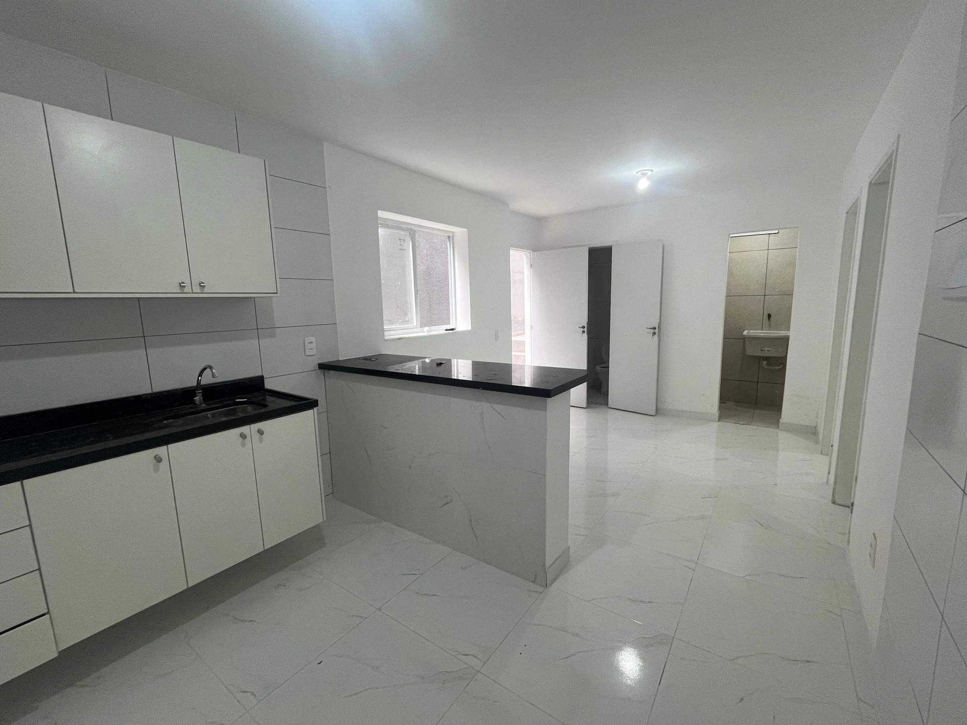 Unfurnished house with 2 bedrooms and open-plan kitchen — photo 7