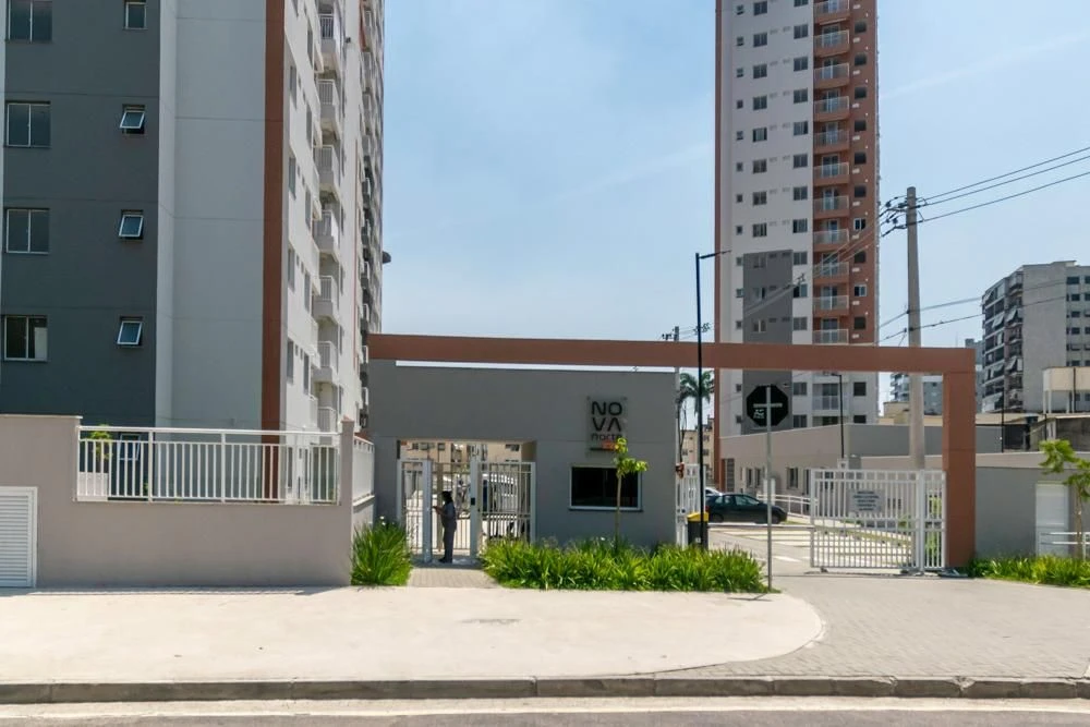 One-bedroom apartment with a washing machine — photo 46