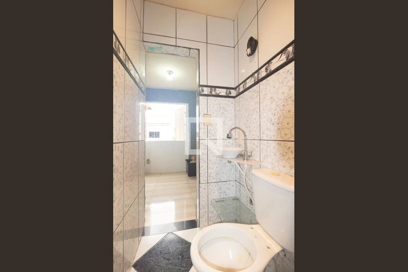 200 m² house with 2 en-suite bedrooms and private garden — photo 6