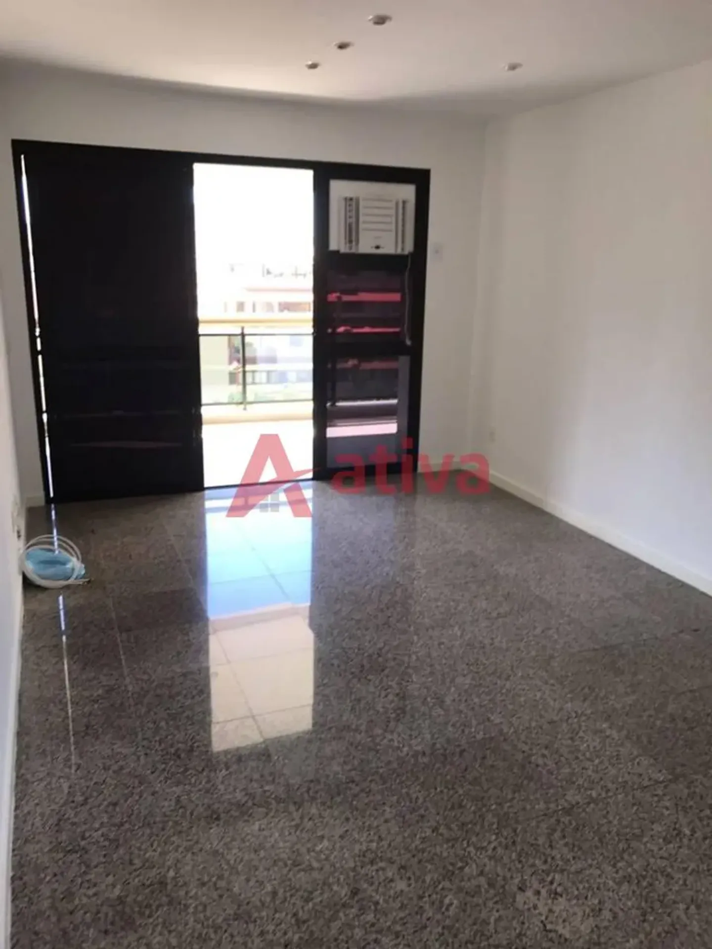 Apartamento de 2 quartos com suíte e 104 m² — photo 23