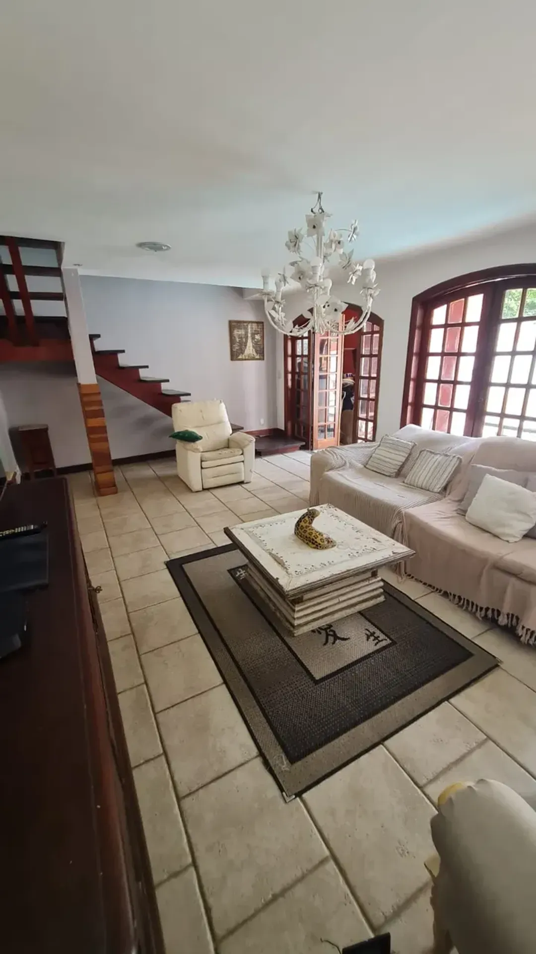 Furnished house 450 m² with 4 bedrooms and 4 bathrooms — photo 5