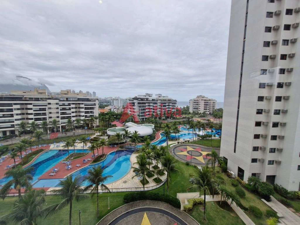 Furnished 131 m² apartment with 3 bedrooms and glass balcony — photo 15