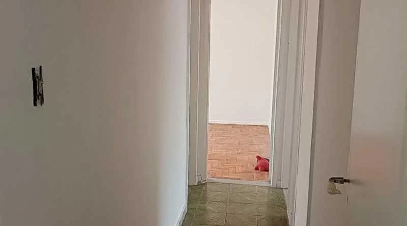 Unfurnished apartment with 3 bedrooms and 2 bathrooms — photo 21