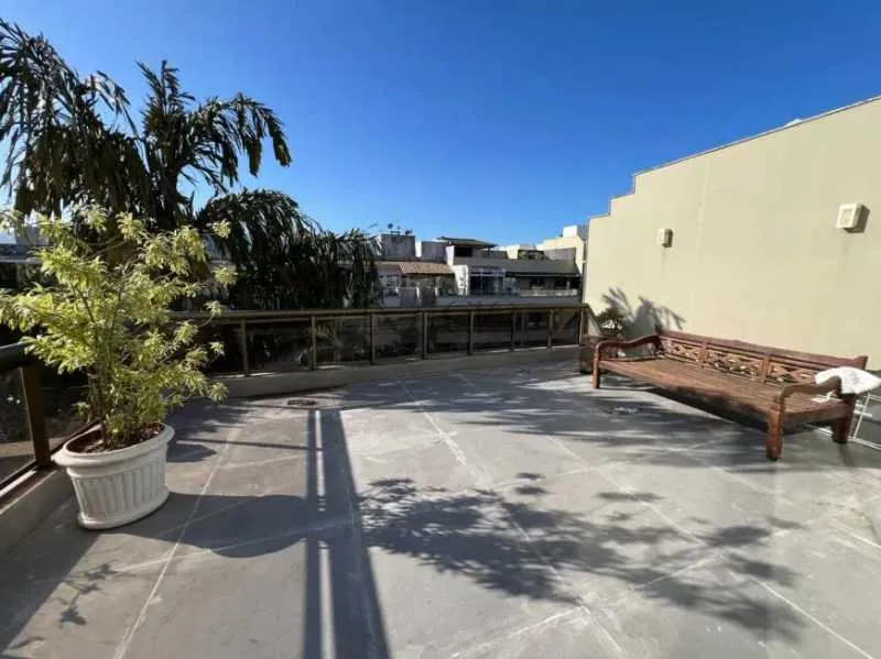 Furnished apartment with 3 bedrooms and 5 bathrooms — photo 16