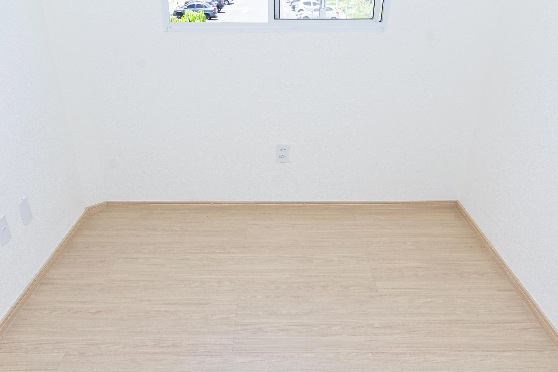 2-bedroom apartment in a building with a pool — photo 59
