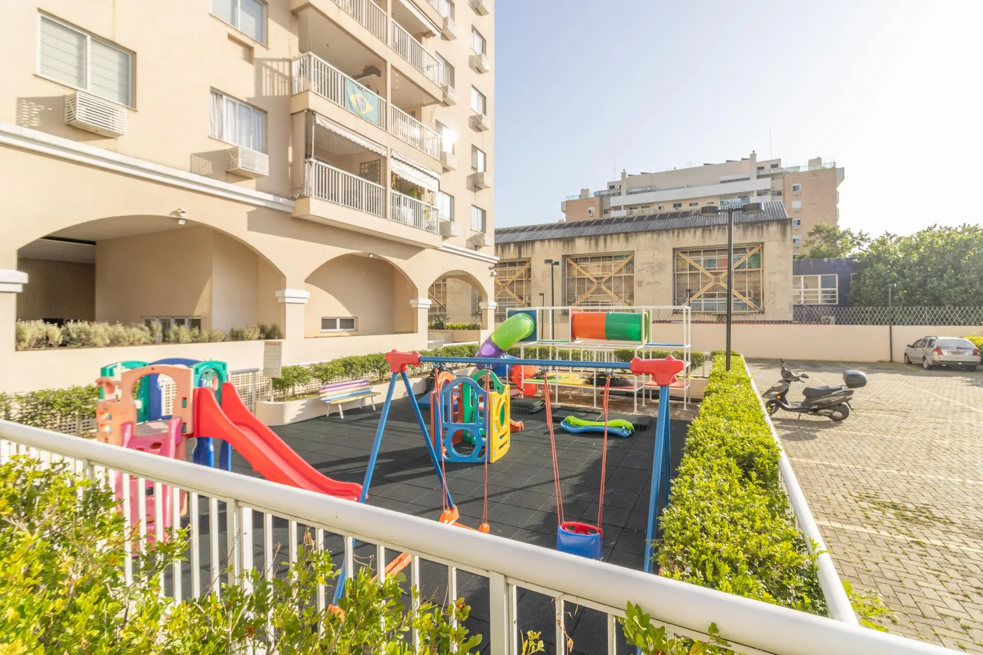 Mountain view in a 2-bedroom apartment, 74 m² — photo 49