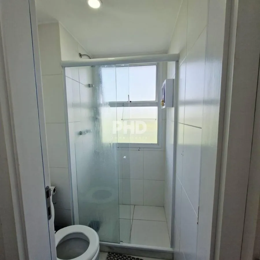 Furnished apartment, 95 m², with floor-to-ceiling windows — photo 31