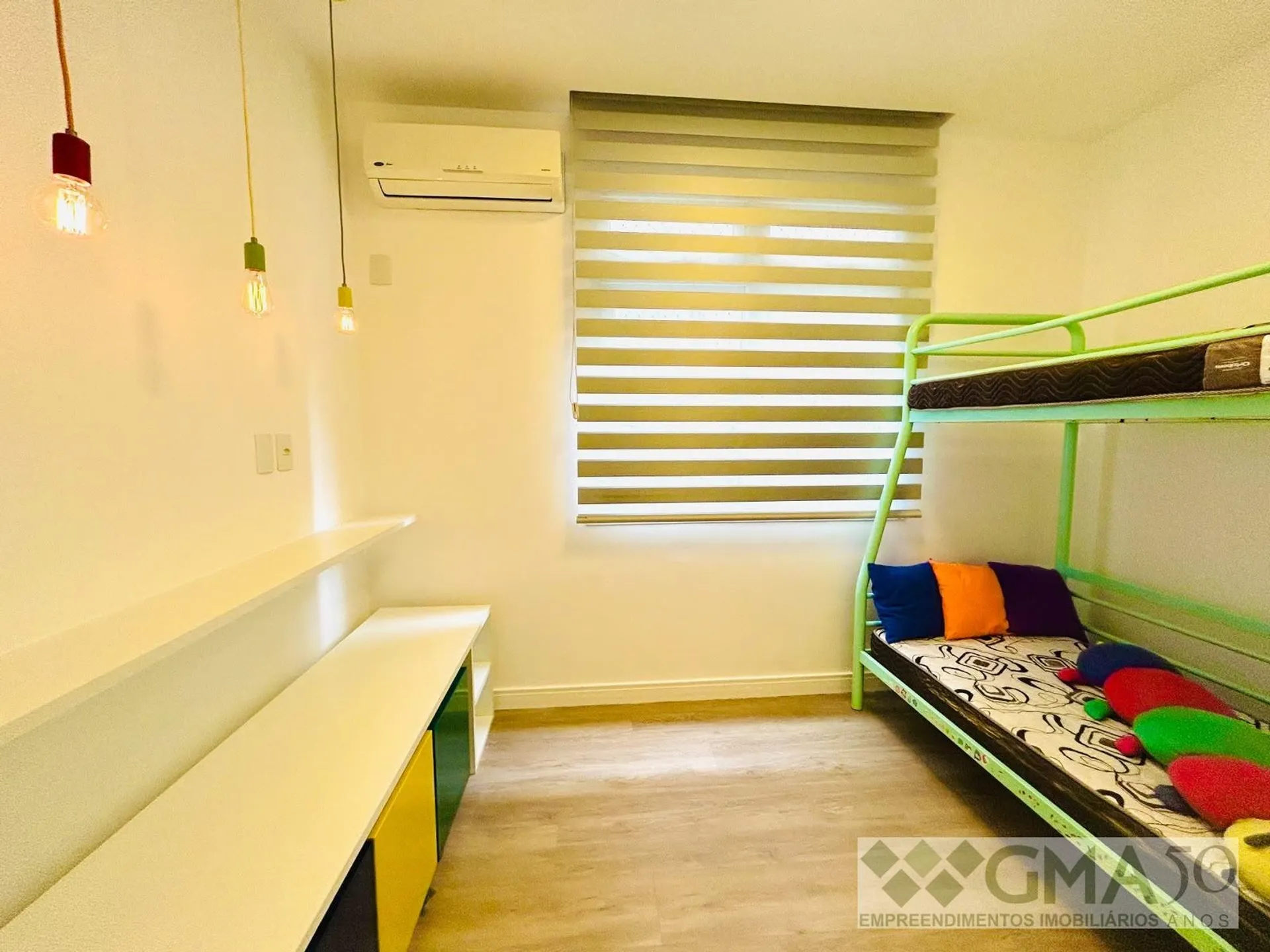 Furnished 110 m² apartment with 3 bedrooms and 1 parking spot — photo 9