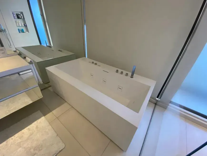 Apartamento sin muebles con 4 dormitorios y 5 baños — photo 36
