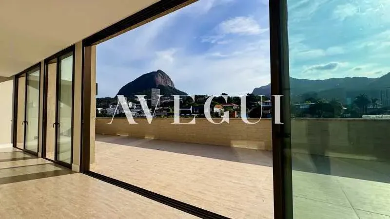 Apartamento sem mobília com 4 dormitórios e sacada — photo 5