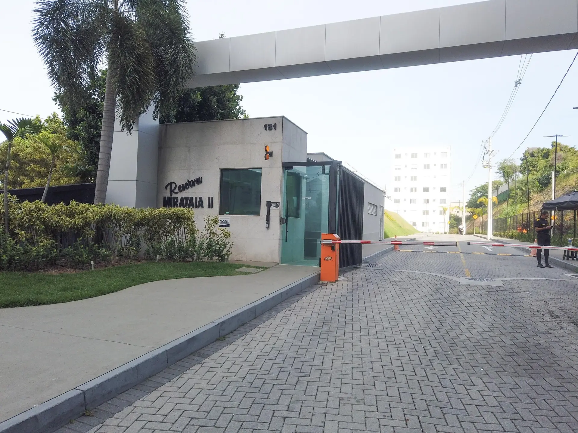 Apartamento de 2 quartos em condomínio com academia — photo 42