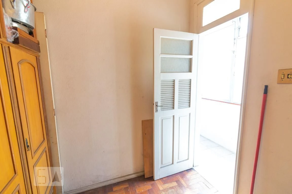 Apartamento mobiliado com 3 quartos e 2 banheiros — photo 38