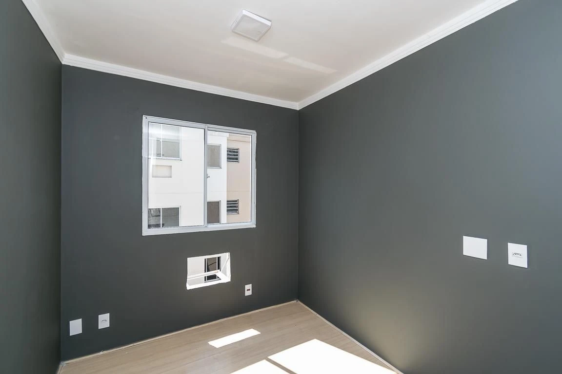 2-bedroom apartment in a building with a gym — photo 34