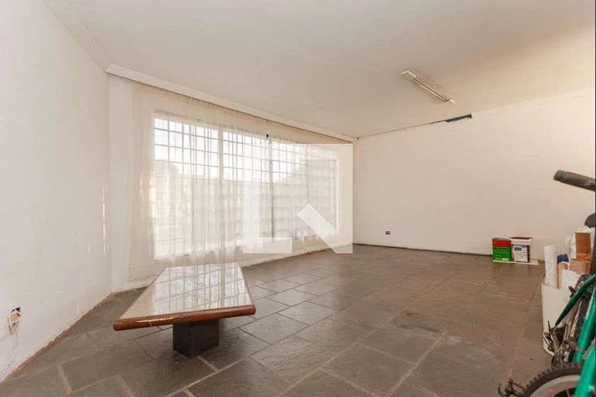 House with 5 bedrooms and a private garden — photo 15