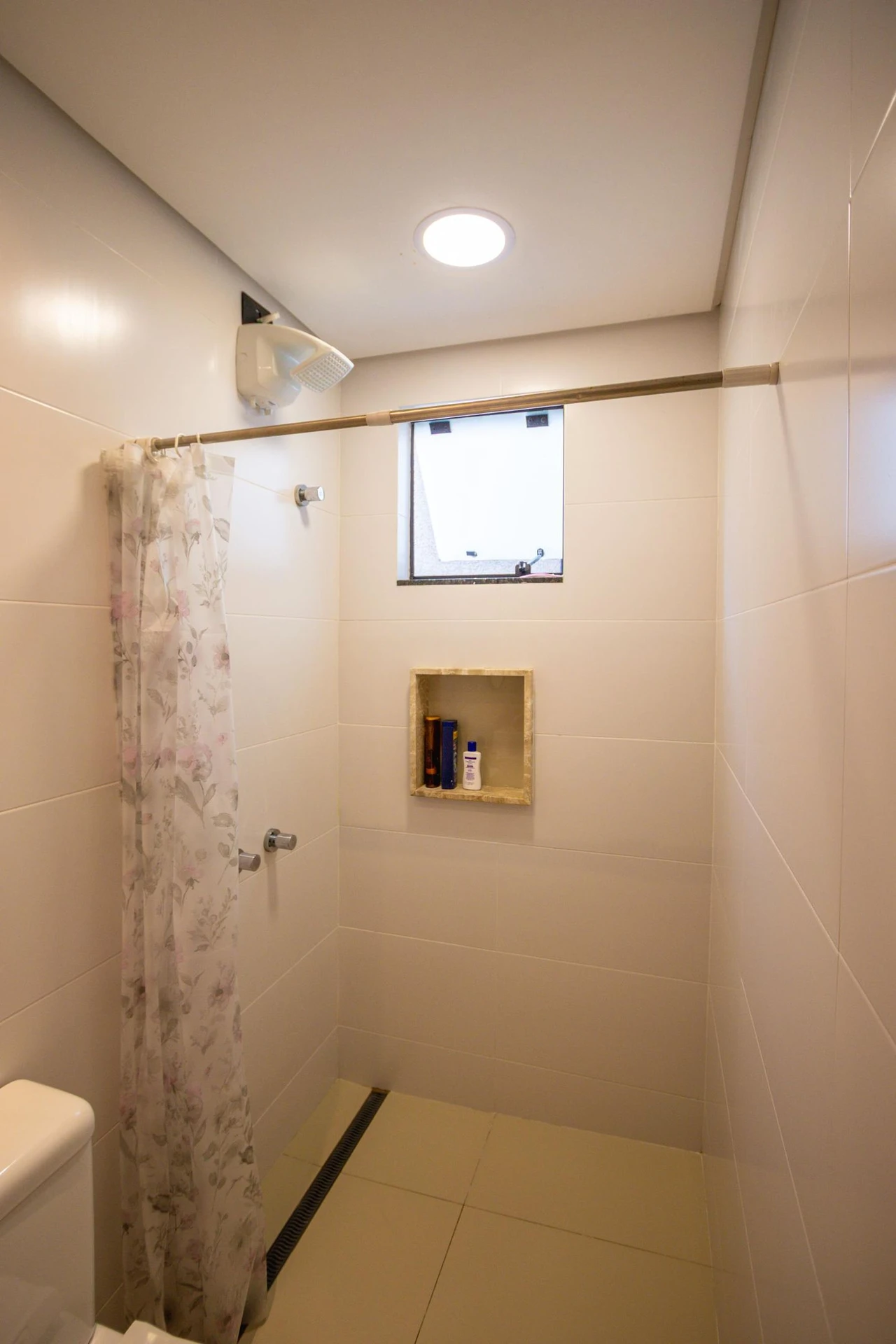 125 m² house with a dishwasher and a walk-in closet — photo 37